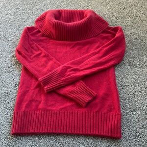 Excellent condition pop of red cashmere